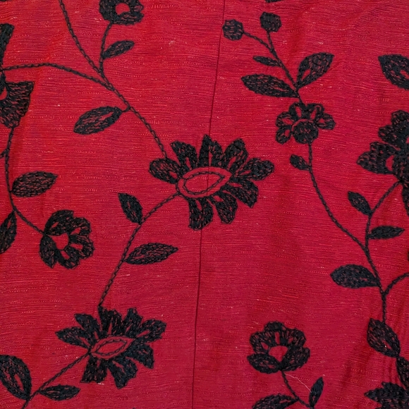 Trenz Women’s Large Silk Blend Embroidered Long Sleeve Red Black Jacket - Picture 6 of 10